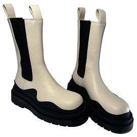 Bottega Veneta Tire Boots Sea Salt Leder Größe 38