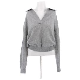 Khaite Maglione in cashmere grigio