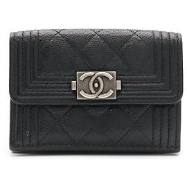 Portafoglio Chanel Boy Matelassé Small Flap Tri-fold