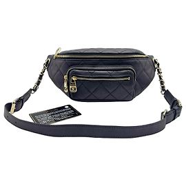 Borsello da vita Chanel in pelle matelassé nera