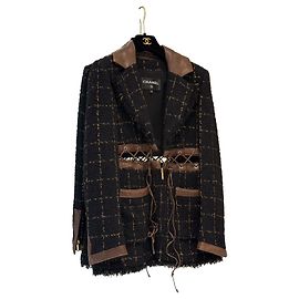 CHANEL Fall/Winter 2016 Front Row Only Tweed Jacket – Runway Look 29 – FR 38