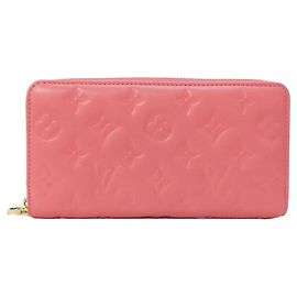 Louis Vuitton Coussin Lambskin Long Wallet