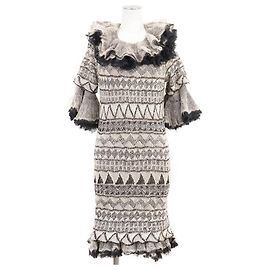 Chanel Kleid aus Woll-Mohair-Strick mit Rüschen