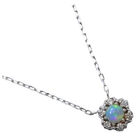 Autre Marque Collana in oro bianco K10 con opale e diamante