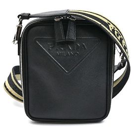 Bolsa de Ombro Prada em Couro