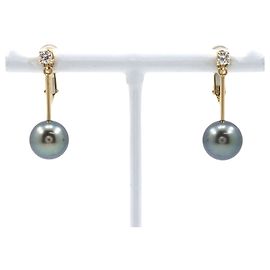 TASAKI Au750 Perlen-Diamant-Ohrringe