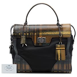 Mala Satchel Prada em Tessuto com acabamentos em Saffiano e xadrez Tartan preto
