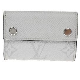 Louis Vuitton Discovery Monogram Taigarama Compact