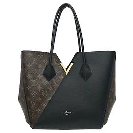 Louis Vuitton Destaca un sensual diseño en V donde se cruzan el canvas Monogram y el cuero premium, ofreciendo una durabilidad excepcional y un peso ligero. Se incluye un bolsillo con cremallera en el centro del generoso