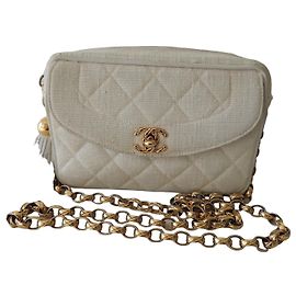 Chanel Piccola Camera Bag in Lino Écru