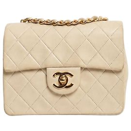 Chanel Borsa Square Mini Flap vintage in pelle d'agnello crema