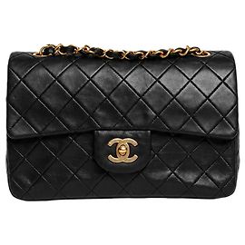 Chanel Borsa Small Classic Double Flap vintage in pelle d'agnello nera
