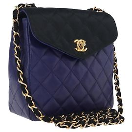 CHANEL Matelasse Chain Shoulder Bag Lamb Skin Navy Gold Tone CC