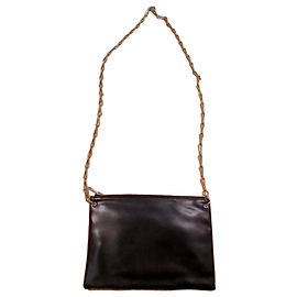 Schwarze vegane Leder-Clutch mit Paco Rabanne Kette