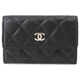 Chanel Matelassé Kartenetui aus schwarzem Lammleder