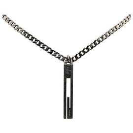Collar con colgante Gucci G Bar en plata de ley