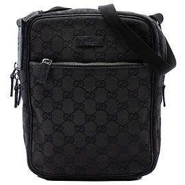 Borsa a tracolla Gucci in tela GG nera