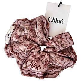 Chloé Silk Maxi Scrunchie Chloé Paisley Pink Multicolore/ Maeva Paisley printed silk Scrunchie