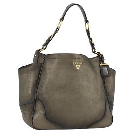 Bolso de hombro Prada cuero dorado 175839A