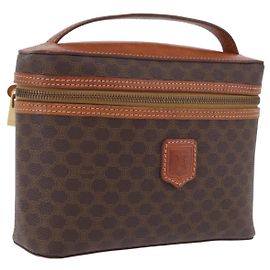Céline CELINE Macadam Canvas Vanity Pouch PVC Brown Gold Auth 207156 - Jerrillo