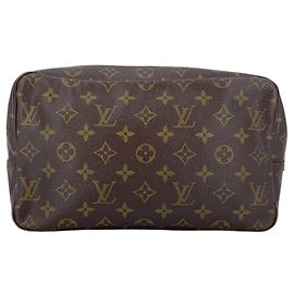 Louis Vuitton Vintage Canvas Monogram Trousse Toilette 28 Cosmetic Clutch