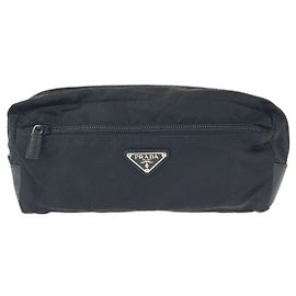 Clutch Prada in Nylon e Pelle Tessuto Saffiano