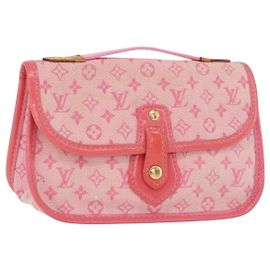 LOUIS VUITTON Monogram Mini Trousse Marie Kate Strawberry M92934 LV