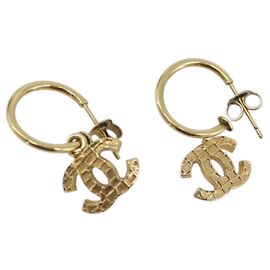 CHANEL Pierce Metall Gold-Ton CC
