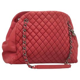 CHANEL Matelassé Schultertasche mit Kette Lammleder Rosa Silber CC