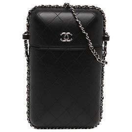Porta-telemóvel Chanel Black CC Quilted Lambskin Chain Around