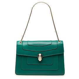 Bulgari Bolso de hombro Bvlgari Serpenti Forever en piel de becerro verde Medium