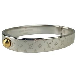 Bracelete Rígido com Pingentes Louis Vuitton Nanogram M00249