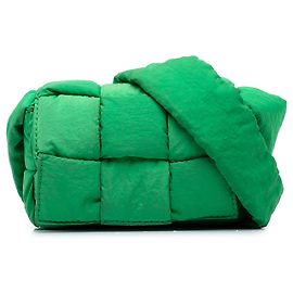 Bottega Veneta Borsa a tracolla Tech Cassette imbottita in nylon Intrecciato Green Candy