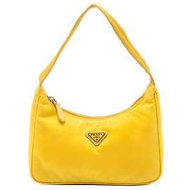 Prada Bolso de hombro Mini Tessuto Re Edition 2000 Amarillo