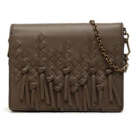Portafoglio con catena Bottega Veneta in Nappa Intrecciato marrone con frange