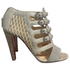 Christian Louboutin Sandalen beige T.36,5