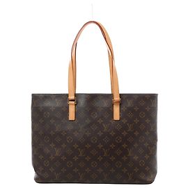 Bolsa de Ombro Louis Vuitton Luco Monogram em Castanho M51155