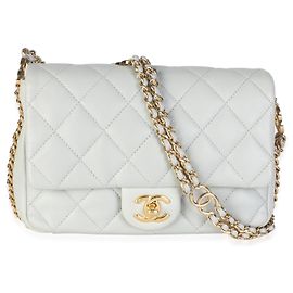 Bolso Chanel CC You Mini Flap de piel de cordero acolchada Dusty Blue