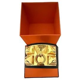 Hermès Hermes Bracciale in pelle nera con finiture dorate