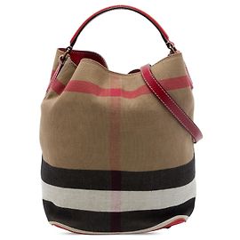 Burberry Ashby Bucket Bag aus Mega Check Canvas in Braun Medium