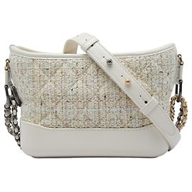 Chanel Gabrielle Crossbody Small aus Tweed und Kalbsleder in Braun