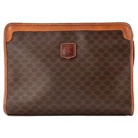 Céline CELINE - Pochette Celine de lona revestida macadam marrón vintage