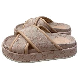 Sandálias Slide Gucci GG Canvas