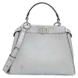 Fendi Selleria Peekaboo Mini Tasche aus Kalbsleder