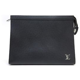Louis Vuitton Taiga Pochette Voyage Clutch Bag