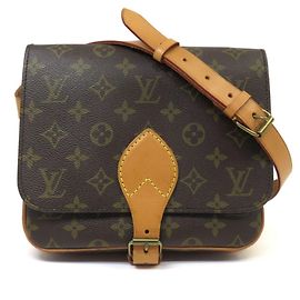 Bolso de hombro Louis Vuitton Monogram Cartouchiere MM