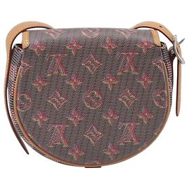 LOUIS VUITTON Monogram LV Pop Tambourine Shoulder Bag M55460 LV Auth 209316V - Jerrillo