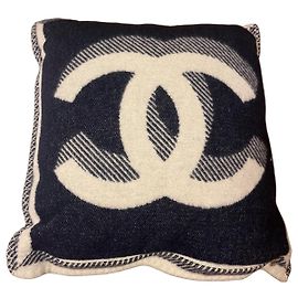 CHANEL CC Logo Kissen Wolle Kaschmir Blau Weiß