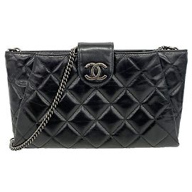 Borsa a spalla Chanel Matelassé con catena