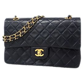 Chanel Matelassé Schultertasche aus blauem Lammleder